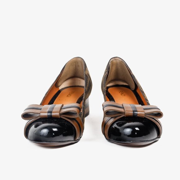 Fendi Brown Black Zucca Canvas Leather Bow Cap Toe Pumps, Size 5.5 - Picture 2 of 10